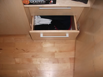 Schrank Ahorn 2 Schreinerei Holzwurm